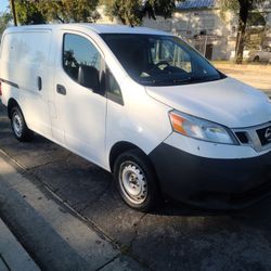 2015 Nissan Nv200