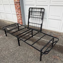 Queen black Zinus SmartBase Tool-Free 14" Platform Bed Frame