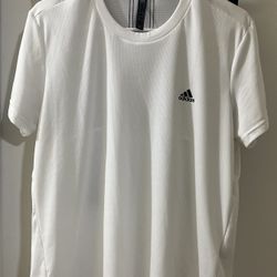 Woman’s ADIDAS black Stripes Short Set (large)