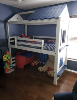 Custom Kids Cabin Loft Bed – Twin Size Playhouse Bed