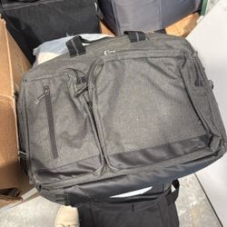 Solo Soft-sided Laptop Bag Brief Case Dark Gray