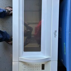 Above Stove Microwave 