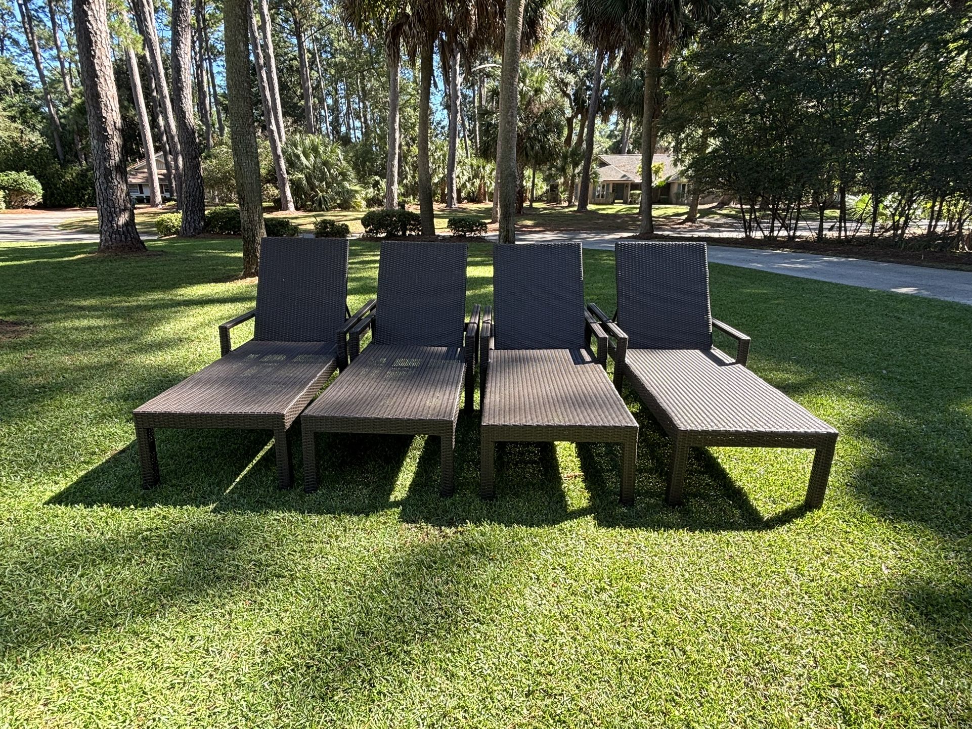 Chaise Lounge Outdoor Chairs