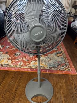 Lasko floor fan