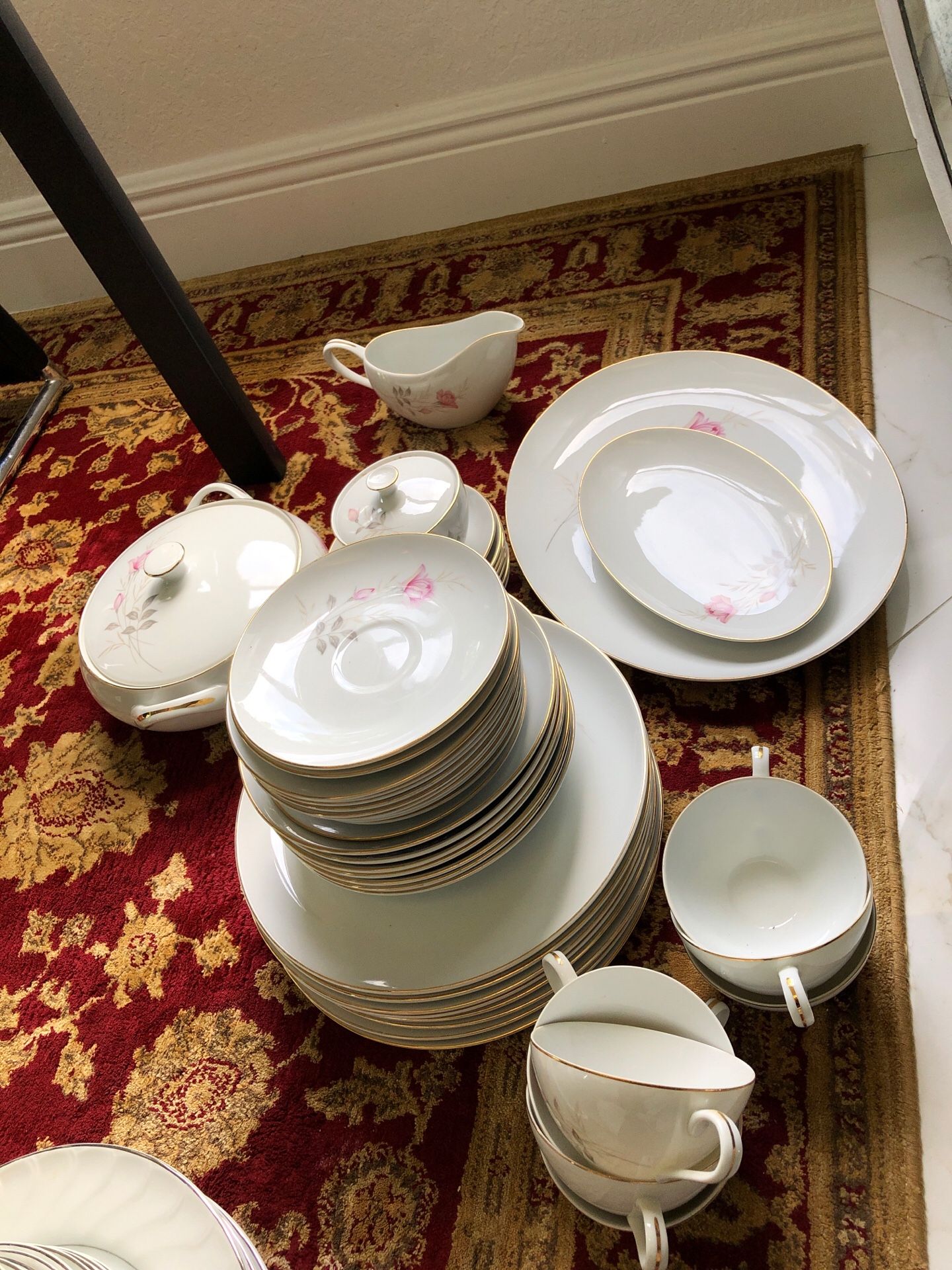 Camelot China 48pc set