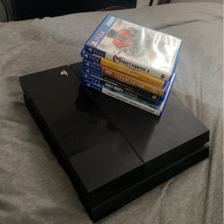 Ps4 console, six games included
