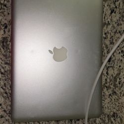 Apple MacBook 