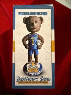 UCLA BRUINS mascot BOBBLEHEAD WOODEN FUND SERIES IN MEN'S VOLLEYBALL JERSEY