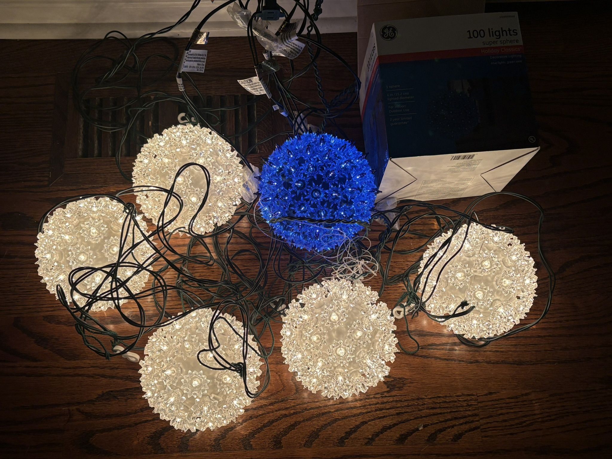 6 Super Sphere LED Outdoor Hanging Christmas Holiday Ball Lights Lot