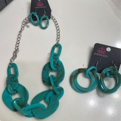 Short Necklaces with Earrings Also Extra Bigger Earrings 