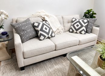 🔴Made in USA 86” Light Gray Sofa/Couch – Like New Office Furniture