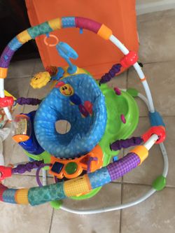 Baby jumper like new