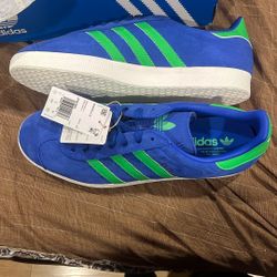 Size 11.5 Gazelles