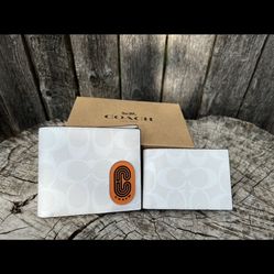 Coach Wallet 3 In 1 ( With Box)