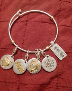 Amanda Blu  Bangle Bracelet 