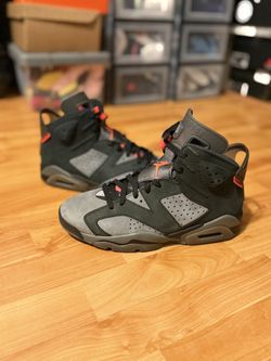 Jordan 6 Retro “PSG” Mens Size 9  (VNDS)