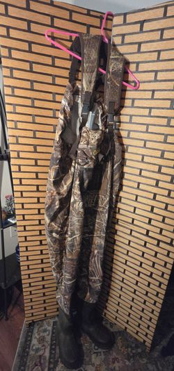 Cabela's Camo Chest Waders with Boots