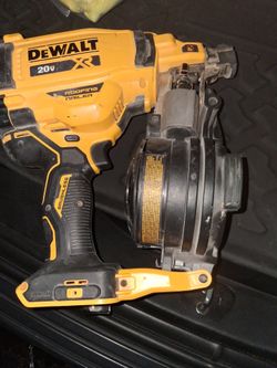 DEWALT NAIL GUN ROOFER NAILERS 20V $190
