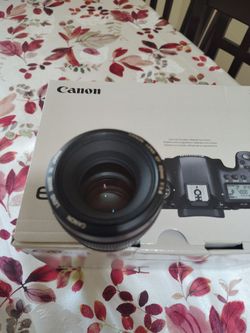 Canon 50mm-1.4
