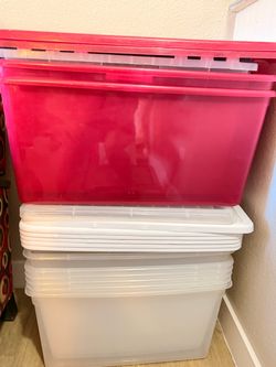 Plastic Storage Bins with Lids Set