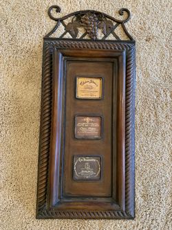 Beautiful Metal Wine Theme Sign Bronze Color