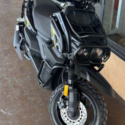 169cc Motor Scooter