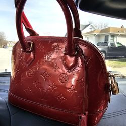 Louis  Vuitton  Red BB Alma 