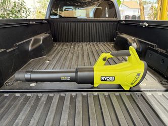 NEW RYOBI ONE+ HP 18V Brushless Whisper Series 130 MPH 450 CFM Cordless Battery Leaf Blower (Tool Only)