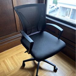 Like New, Ergo Office Chair