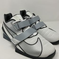 Nike Romaleos 4 SE Weight Lifting Shoes Power Lifting FZ8663-100 Mens 12 Silver