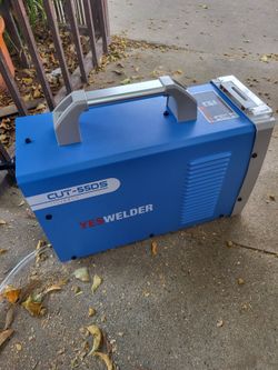 Plasma Cutter 110v/220v read