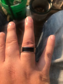 It is a smart ring and it is brand new I never used it