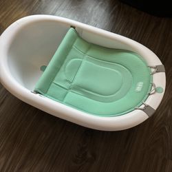Frida Baby Bathtub
