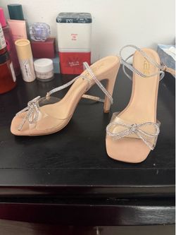 Heels size 7