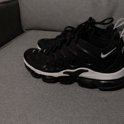 Vapor Max Size 9
