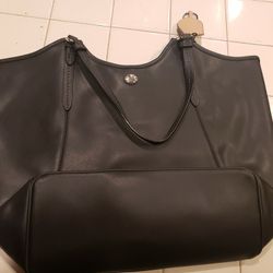 Coach Peyton Black Leather Tote/purse