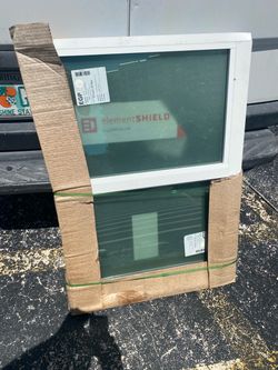 CGI 26 1/2x38 1/4 IMPACT PRIVACY GLASS BATHROOM WINDOW