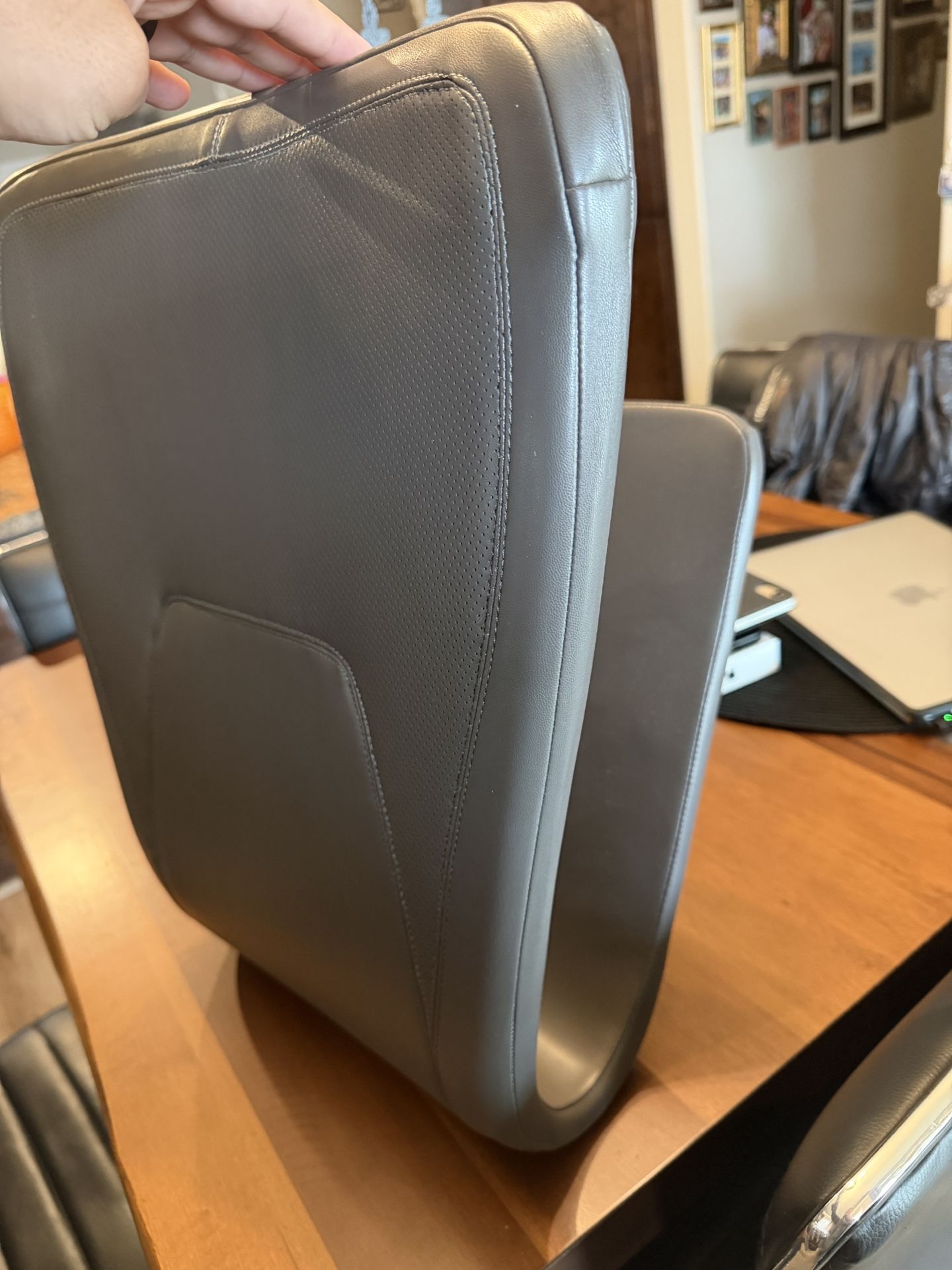 READY ROCKER Portable Rocking Seat for babies