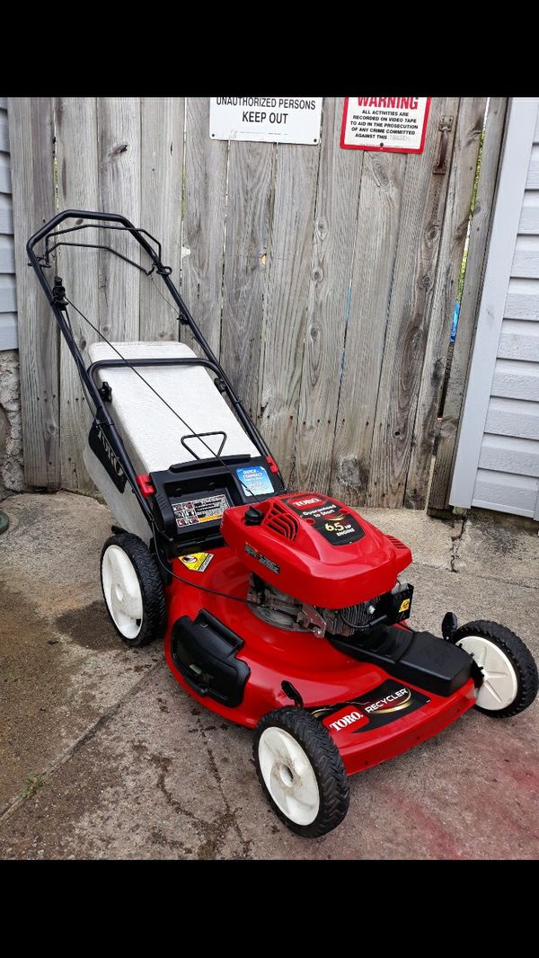 Toro Recycler 22 Bagger at Toro Lawn Mower