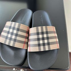 Burberry slides