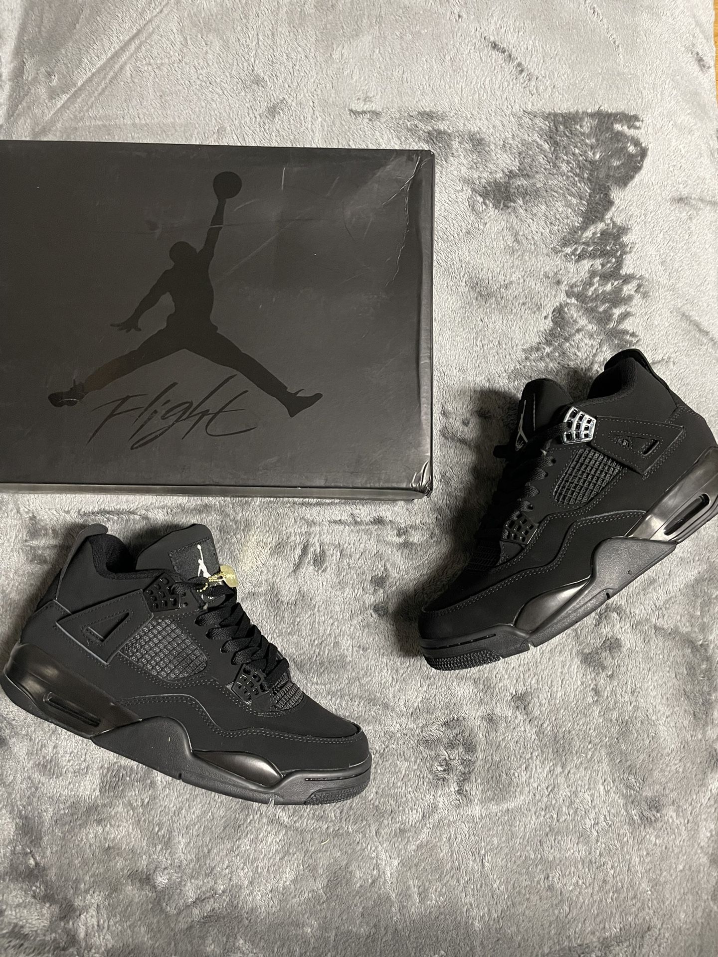 Nike Air Jordan 4 Black Cat Size 7,7.5,8,8.5,9,9.5 ,10,10.5,11,12