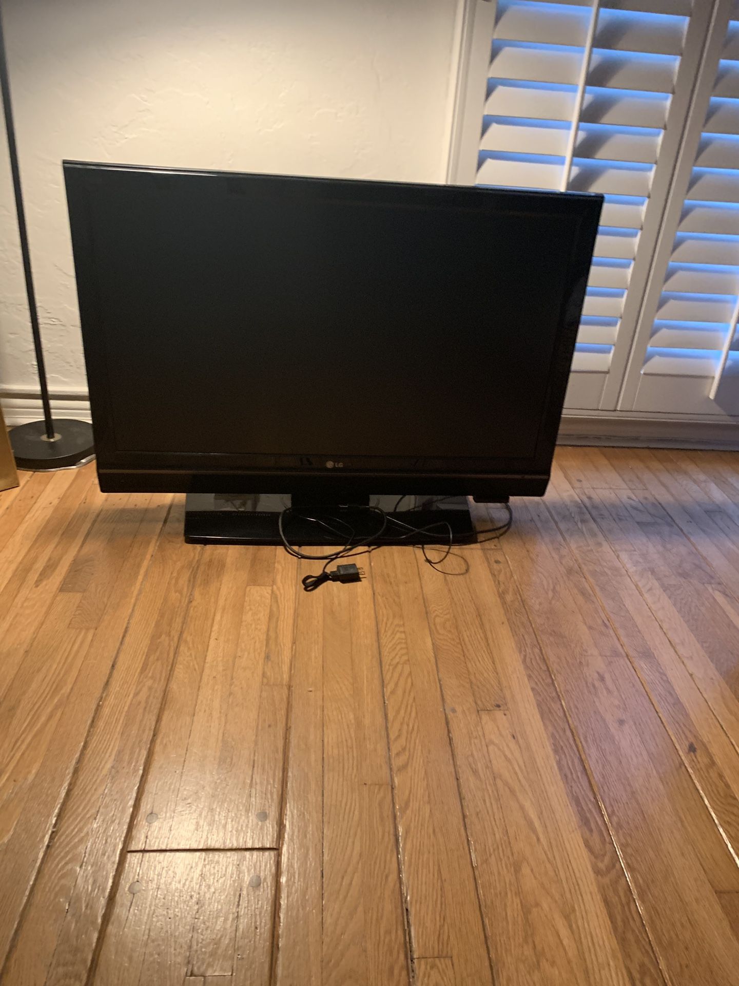 40 inch LG TV