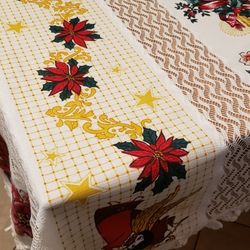 Beautiful Vintage Christmas Table Cloth