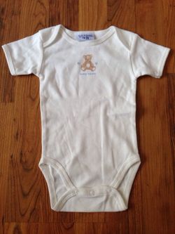 Onesie 3-6 months
