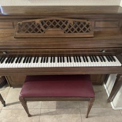 Piano Kimball 