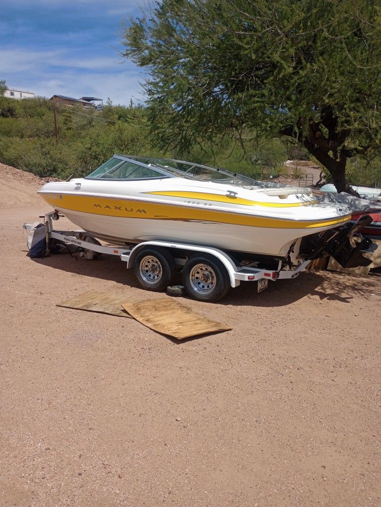 2003 Maxum 1900 sr