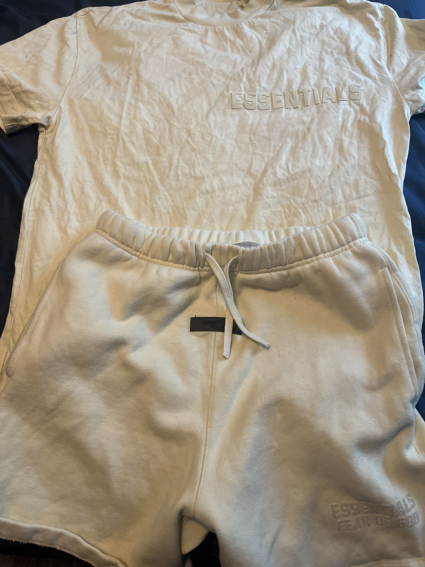 Limited Edition Essential Set