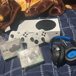 X box series s brand new 