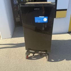 3.2 Cu.Ft Black Mini Fridge with Freezer