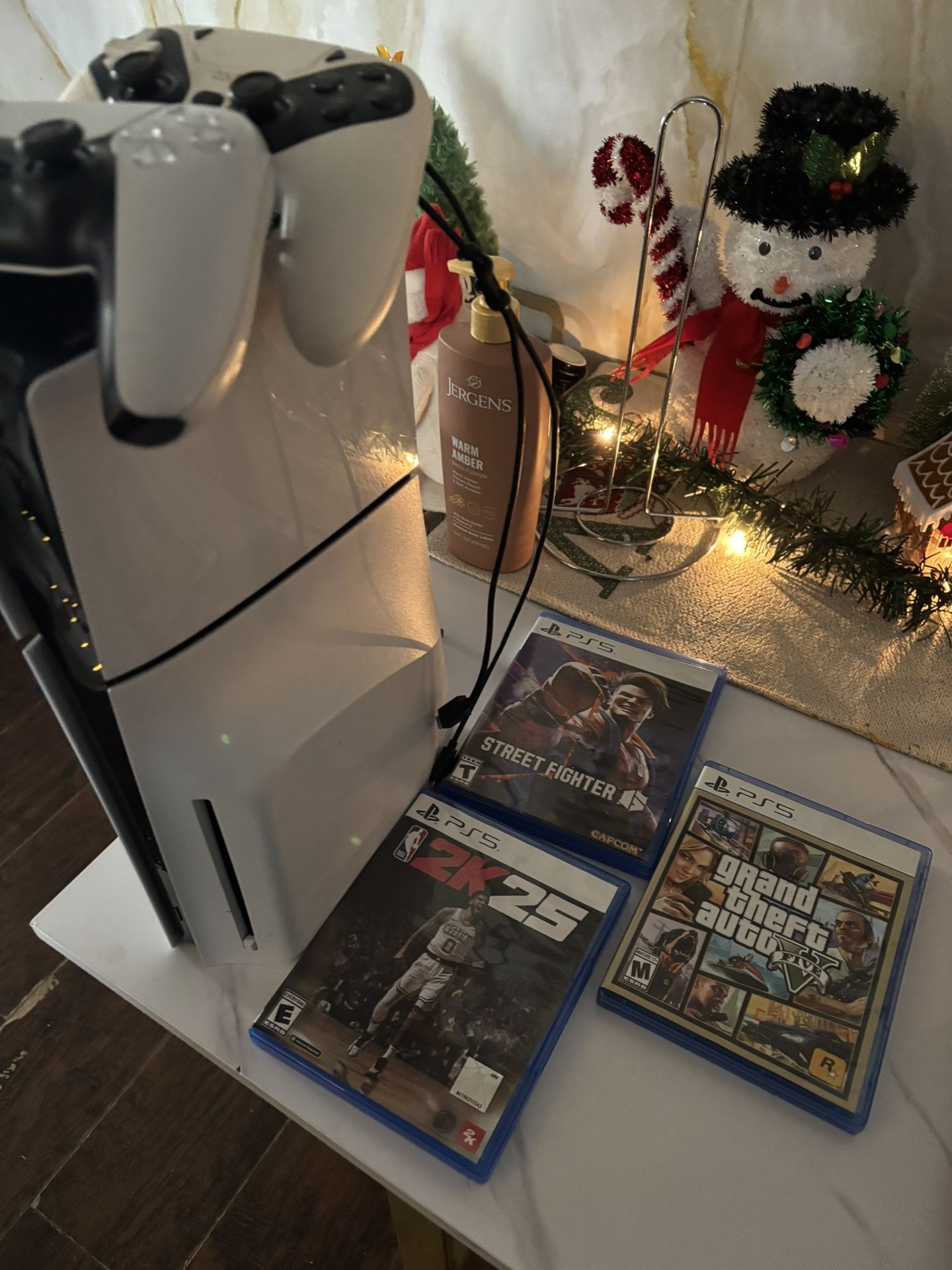 PS5 & Accessories